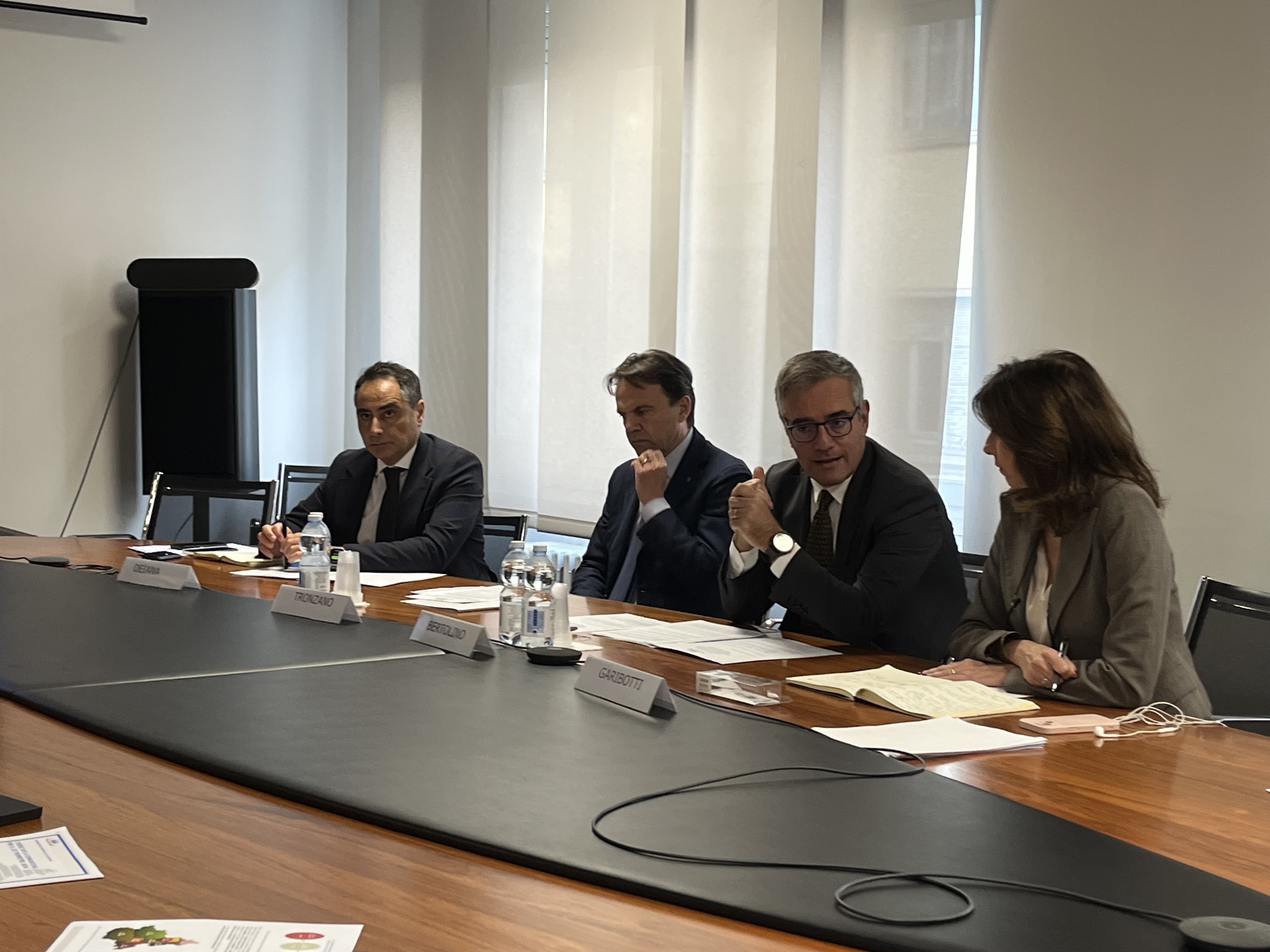FOTO CONF STAMPA 